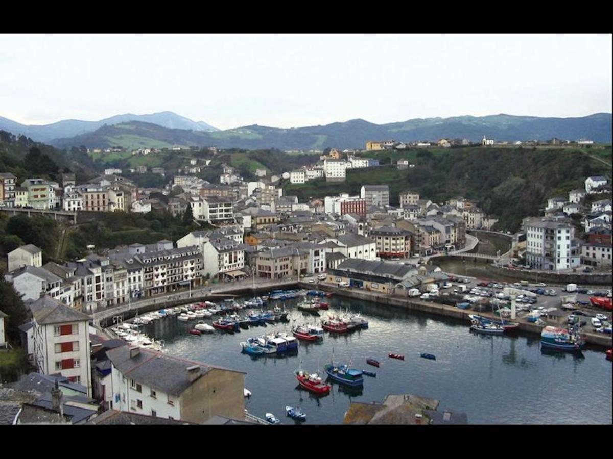 Room In Lodge - Double And Single Room - Pension Oria 2 Luarca Eksteriør bilde